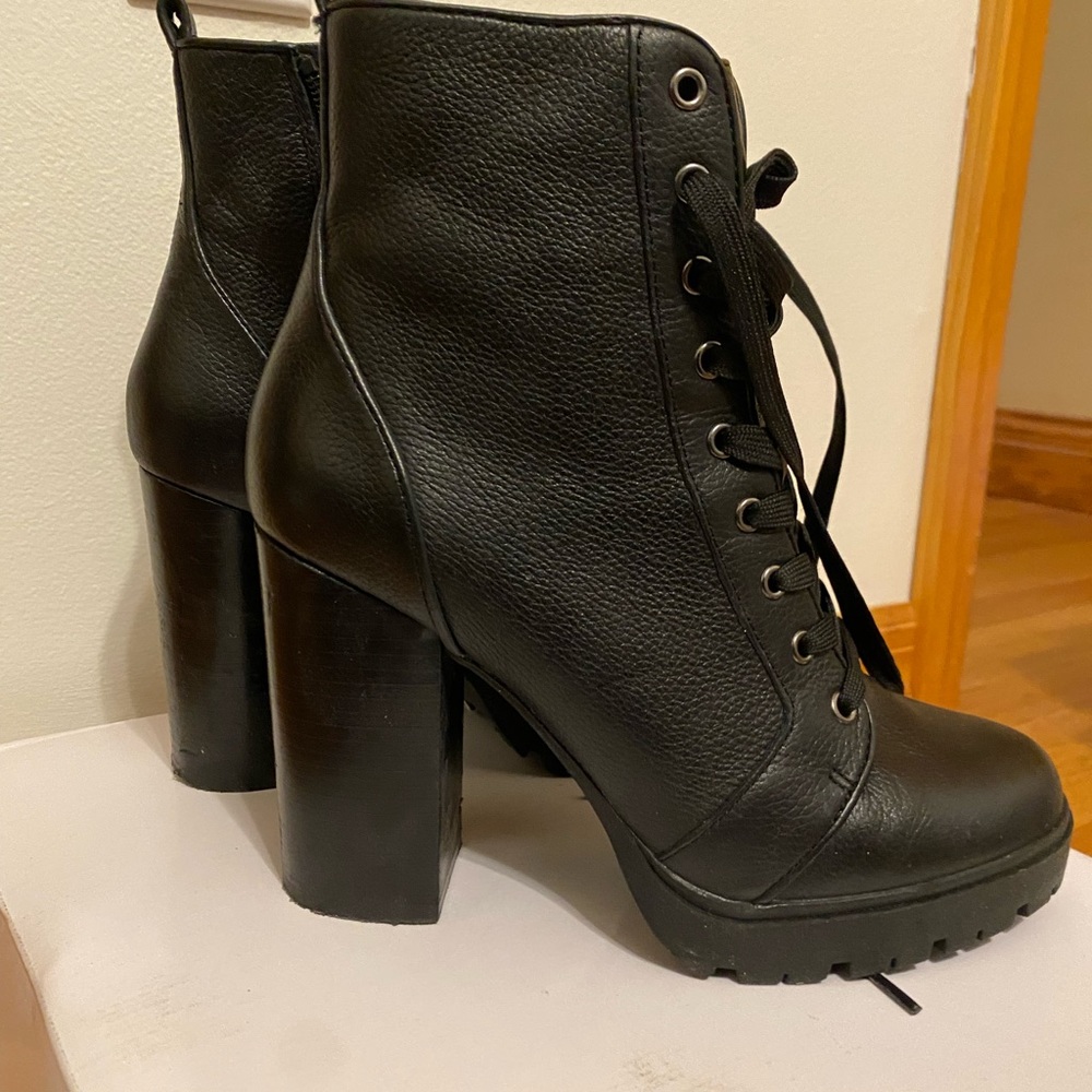 Steve Madden combat booties!